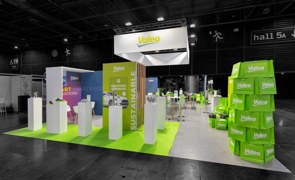 STAND VALEO SALON FAB