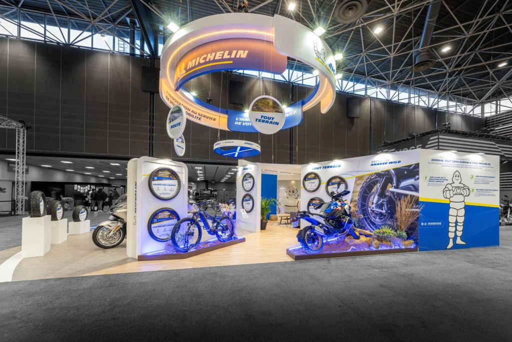 STAND MICHELIN SALON DU 2 ROUES